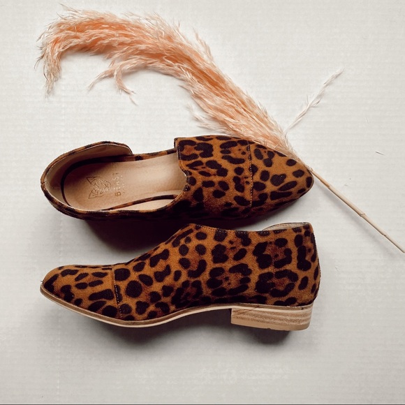 Beast Fashion Leopard Booties Size 8 - Picture 1 of 4